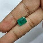 4.45 Carats Emerald - Image 2