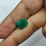5.64 Carats Emerald - Image 2
