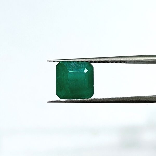 4.53 carats Emerald (5.25 ratti) - Image 1