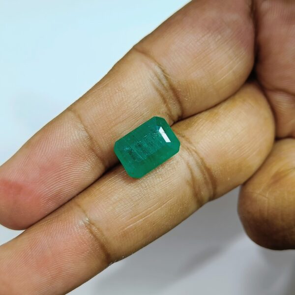 5.61 carats Emerald (6.25 ratti) - Image 5