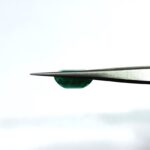 7.74 carats Emerald (8.25 ratti) - Image 4
