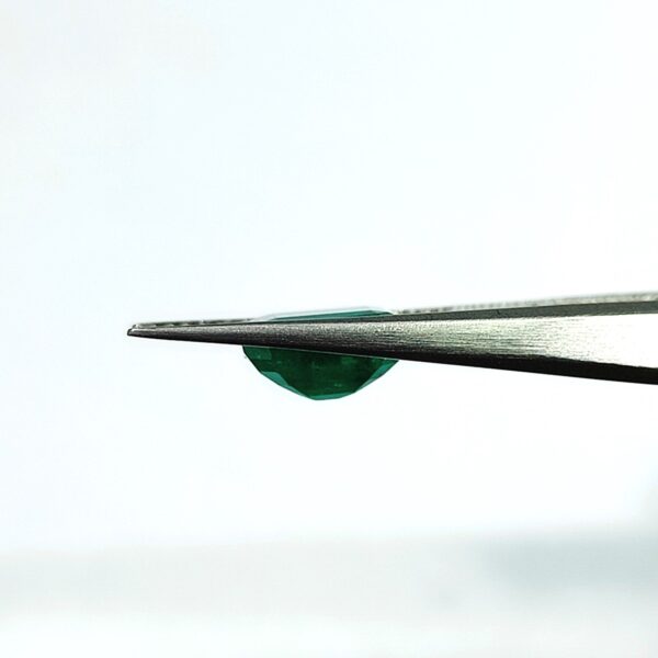 4.14 carats Emerald (4.25 ratti) - Image 3