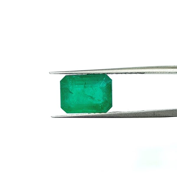 4.71 carats Emerald (5.25 ratti) - Image 1