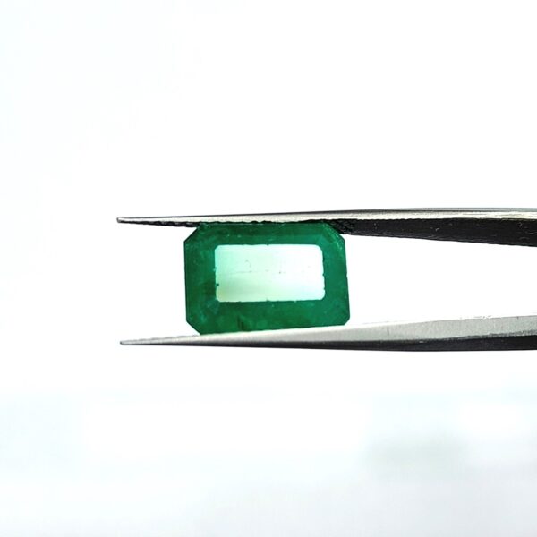 8.20 carats Emerald (8.25 ratti) - Image 2