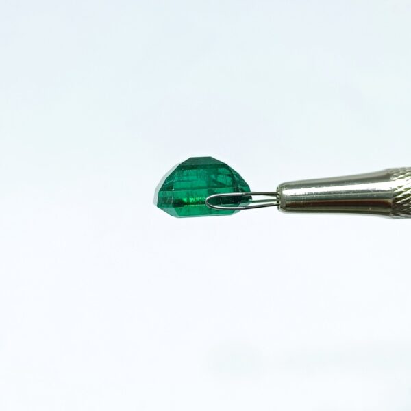 8.75 carats Emerald (9.25 ratti) - Image 7