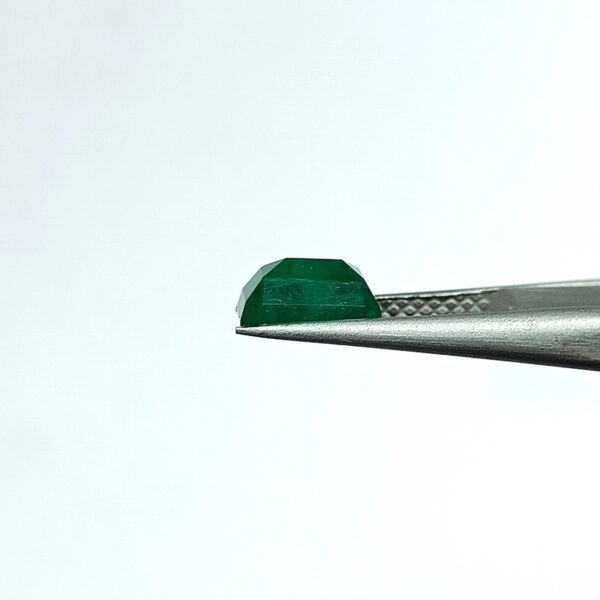 2.26 carats Emerald (2.25 ratti) - Image 6