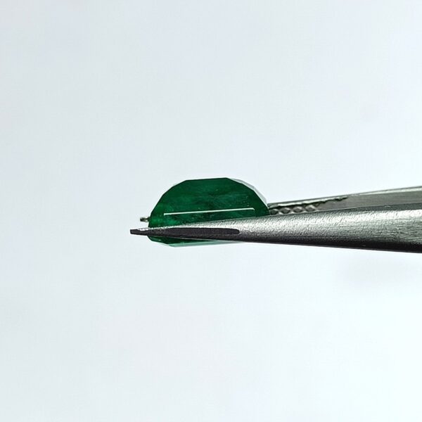 3.65 carats Emerald (4.25 ratti) - Image 7