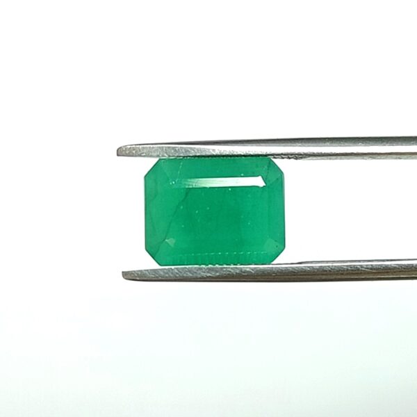 2.73 carats Emerald (3.25 ratti) - Image 1