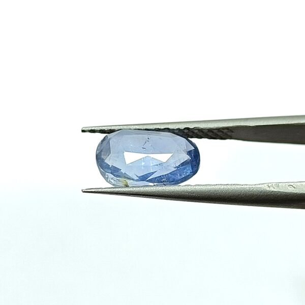 4.77 carats Blue Sapphire (5.25 ratti Neelam) - Image 1