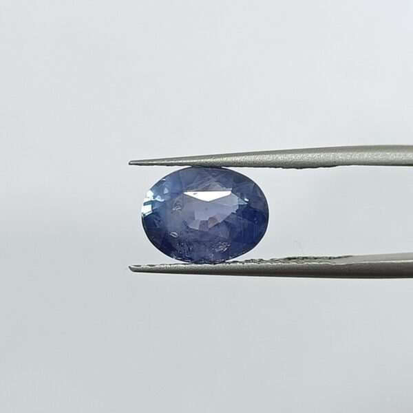 4.15 carats Blue Sapphire (4.25 ratti Neelam) - Image 2
