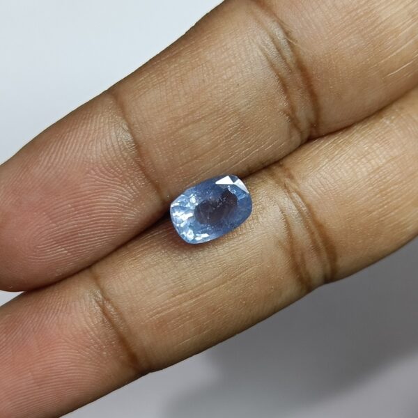 4.07 carats Blue Sapphire (4.25 ratti Neelam) - Image 6