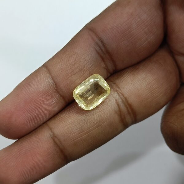 6.65 carats Yellow Sapphire ( 7.25 ratti ) - Image 8