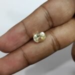 3.85 carats Yellow Sapphire ( 4.25 ratti ) - Image 9