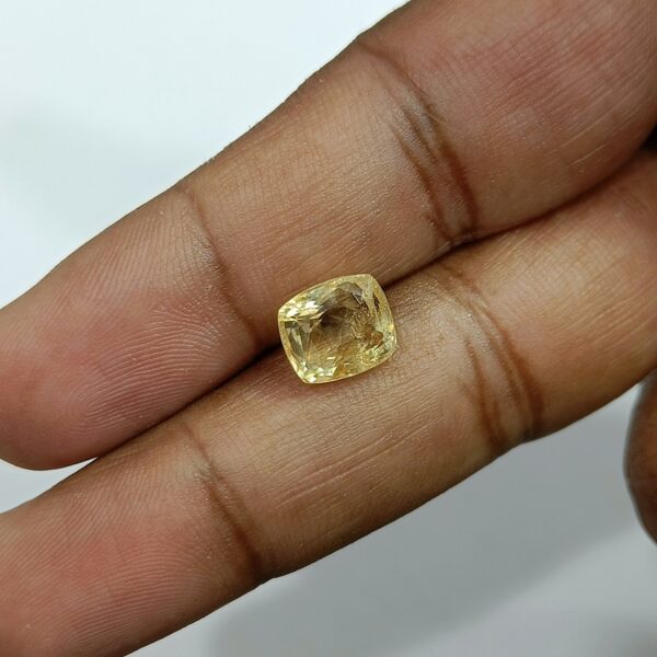 4.95 carats Yellow Sapphire ( 5.25 ratti ) - Image 8