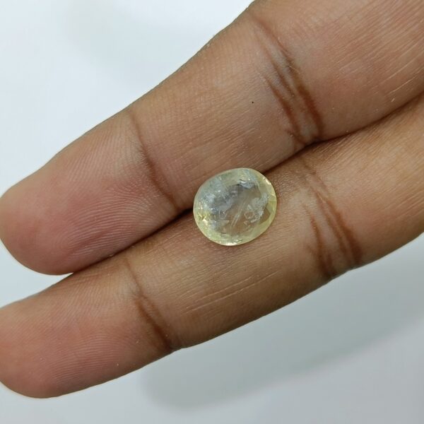 4.75 carats Pitambari ( 5.25 ratti ) - Image 7