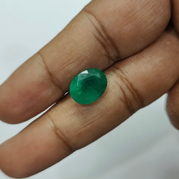 5.74 carats Emerald (6.25 ratti) - Image 6