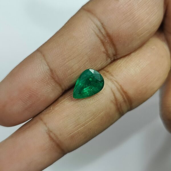 2.8 carats Emerald (3.25 ratti) - Image 10