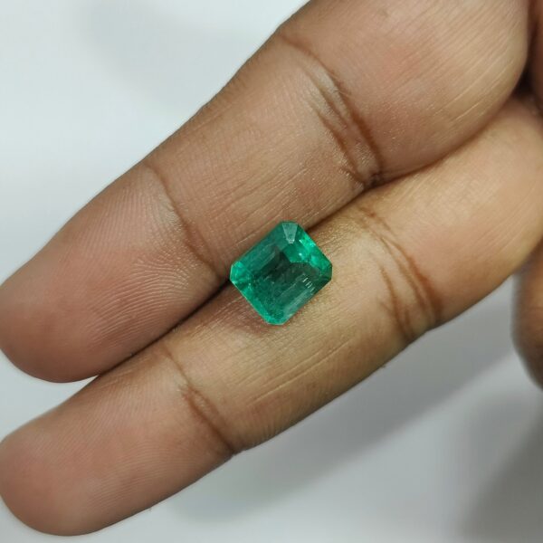 3.91 carats Emerald (4.25 ratti) - Image 9