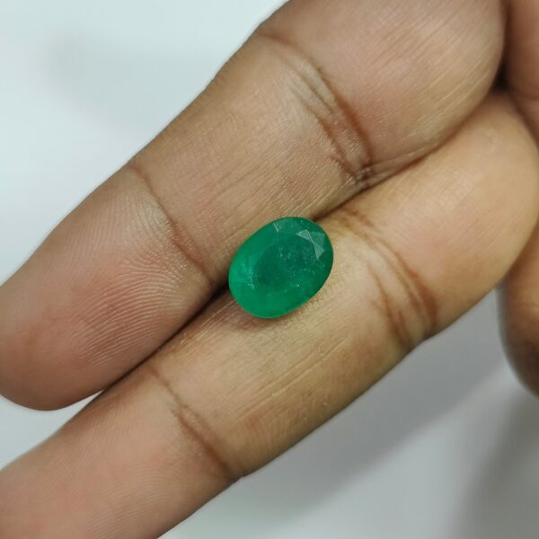 3.44 carats Emerald (3.25 ratti) - Image 6