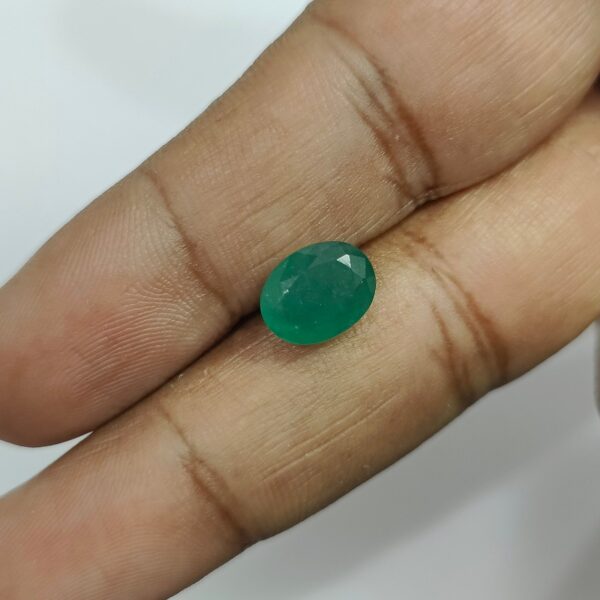 2.86 carats Emerald (3.25 ratti) - Image 8
