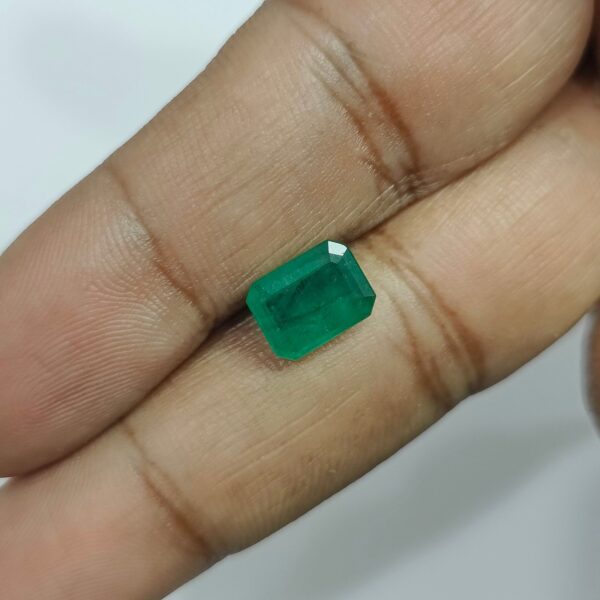 2.12 carats Emerald (2.25 ratti) - Image 8