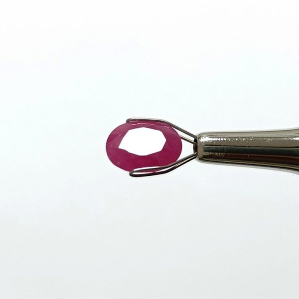 4.88 carats Ruby (5.25 ratti) - Image 1