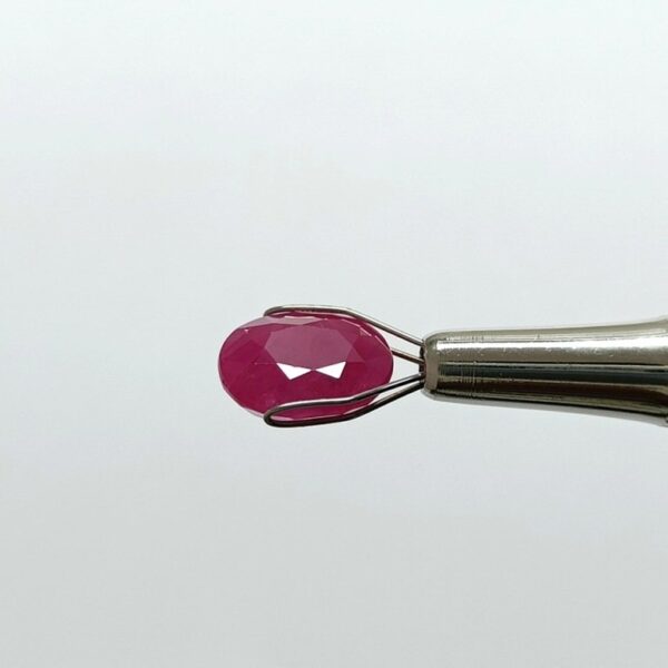 5.38 carats Ruby (5.25 ratti) - Image 2