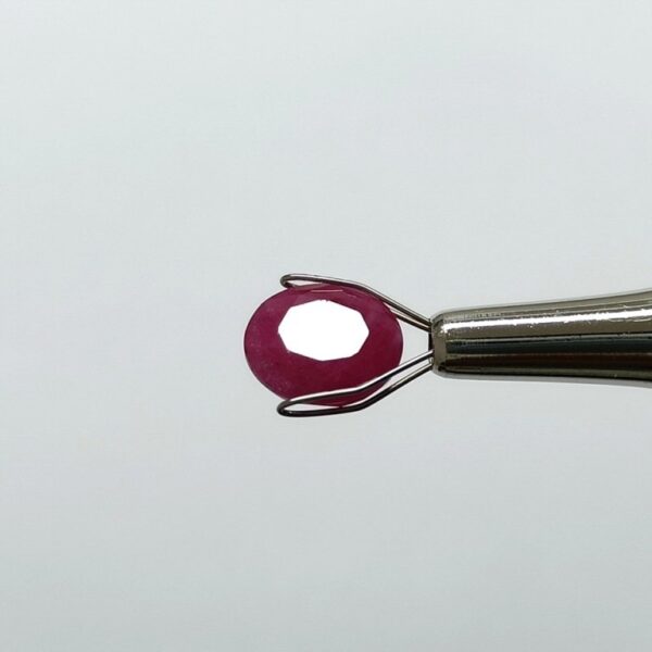 5.44 carats Ruby (5.25 ratti) - Image 1