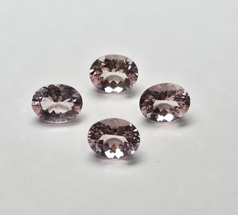 MPO973A_2 Morganite Oval Cut – 9x7 mm | AAA - Image 1