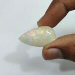 18.43 Carats Opal - Image 2