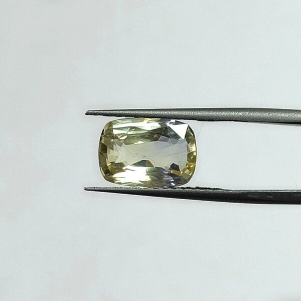 5 carats Pitambari ( 5.25 ratti ) - Image 1