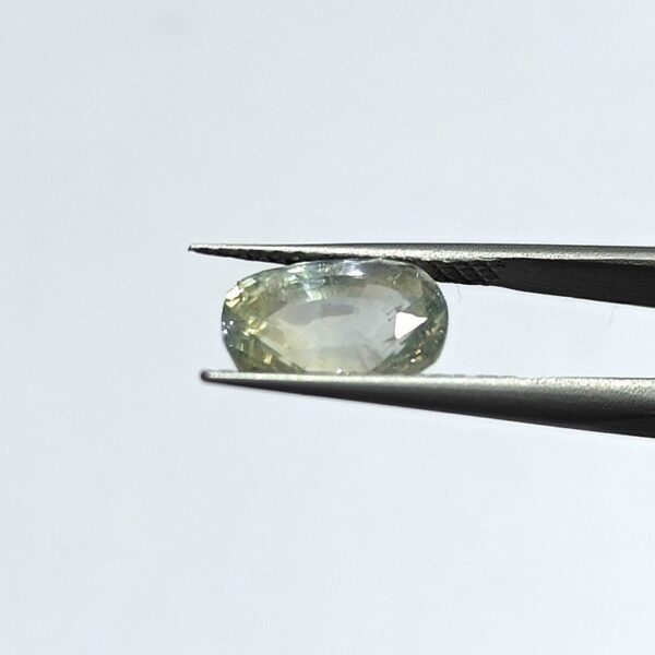 5.82 carats Pitambari ( 6.25 ratti ) - Image 4