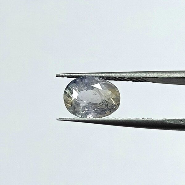 3.84 carats Pitambari ( 4.25 ratti ) - Image 2