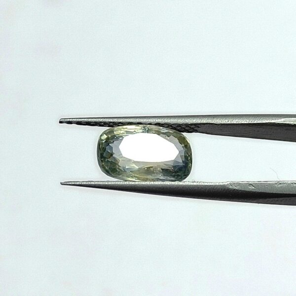 4.75 carats Pitambari ( 5.25 ratti ) - Image 2