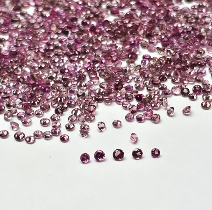 PTR181_1 Pink Tourmaline Round – 1.80 mm – Medium Luster Lot - Image 1