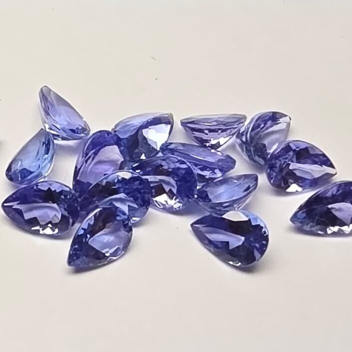 TP752A_2 Tanzanite Pear – 7x5 mm – AA Color Grade Lot - Image 1