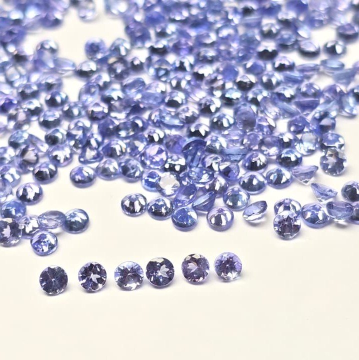 TR31A_1 Tanzanite Round – 3.00 mm – A Color Grade Lot - Image 1