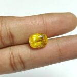 7.15 carats Yellow Sapphire Thailand ( 7.25 ratti )