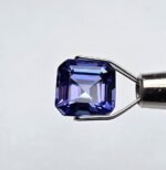 3.01 carats Tanzanite - Octagon - Image 7