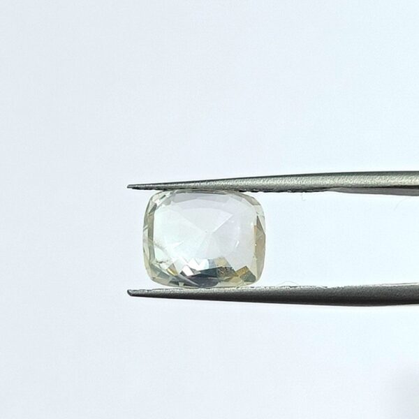 3.94 carats White Sapphire (4.25 ratti) - Image 7