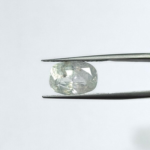 7.41 carats White Sapphire (8.25 ratti) - Image 2