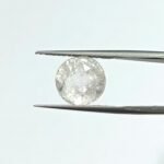 6.9 carats White Sapphire (7.25 ratti)