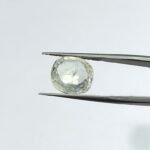 7.4 carats White Sapphire (8.25 ratti) - Image 7