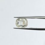 3.81 carats White Sapphire (4.25 ratti)