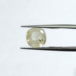 4.67 carats White Sapphire (5.25 ratti)