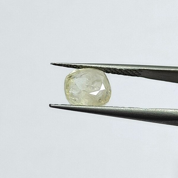 4.67 carats White Sapphire (5.25 ratti) - Image 4