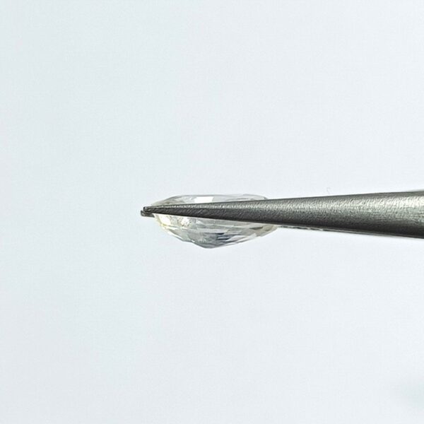 3.78 carats White Sapphire (4.25 ratti) - Image 4