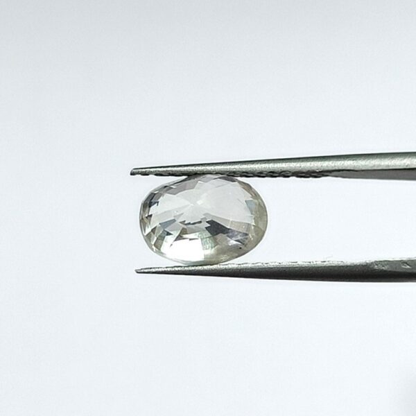 5.04 carats White Sapphire (5.25 ratti) - Image 7