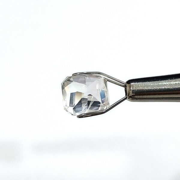 6.13 carats White Sapphire (6.25 ratti) - Image 7