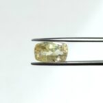 4.51 carats Yellow Sapphire ( 4.25 ratti )